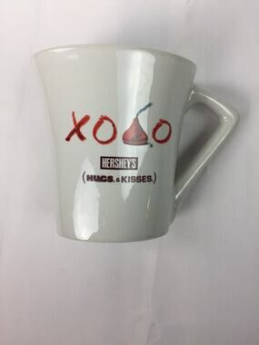 Hersheys Hugs Kisses Mug XOXO White w/ Red Kiss Oval Shape Coffee Tea Cocoa Cup